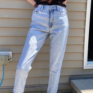 American Eagle Light Wash Mom Jeans